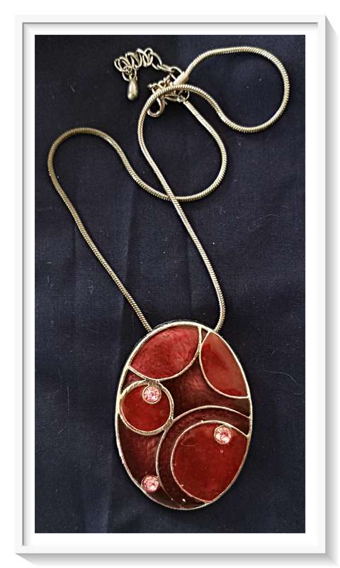 Oval Earth Coloured Artisinal Pendent with Snake Chain Necklace and Three Accent Rhinestones ***