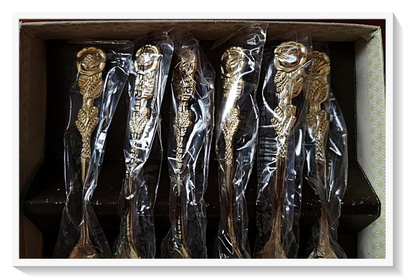 Set of Six Desert Forks - Etrite 24K Gold Plated in a Pretty Floral Design - In Unused Condition ***