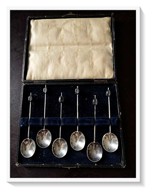 Made in England - Vintage Silver Plated Teaspoons in Original Velvet Casing
