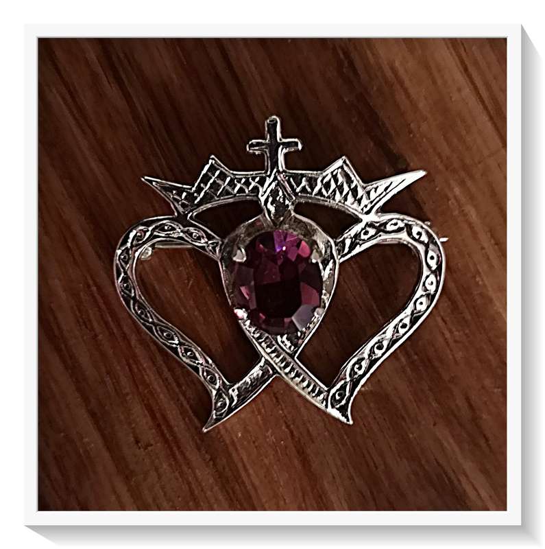 Silver Two Hearts Brooch with Amethyst Stone - Made in England - In Exquisite Condition ***