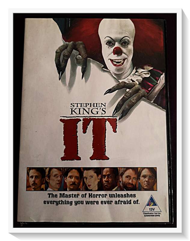 Stephen King - IT - TIM CURRY - DVD -Special Features - Original Double-Sided Disc - Condition: VG+