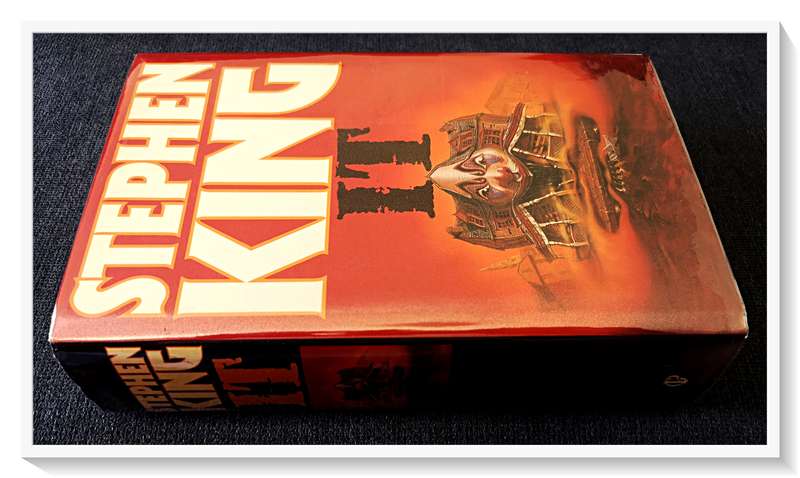 Stephen King IT - 1986 - Published by GUILD PUBLISHING - Rare Large Hardcover in Exquisite Condition