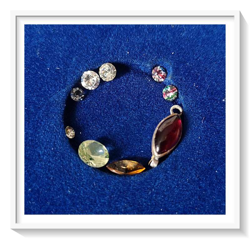 SemiPrecious Stones for Designing Rings or Simply for the Collector - Green Peridot, Rhinestones*