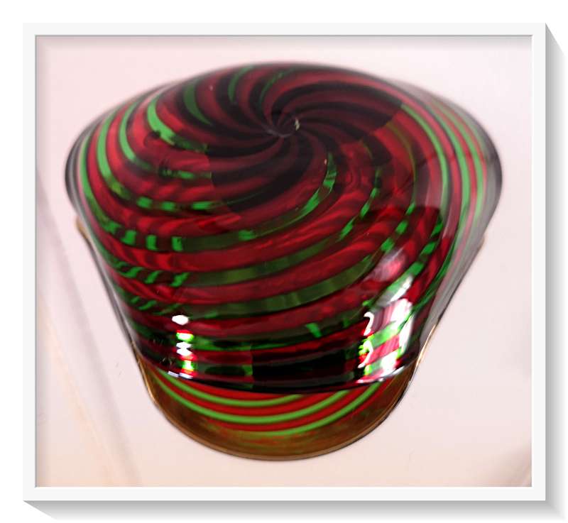 The Most Amazing Gold Toned Venetian Glass Ashtray with Swirling Green and Red Spiral - Dimensions*