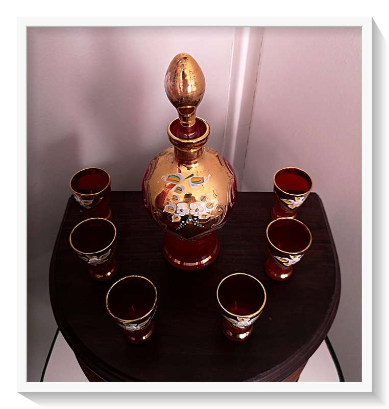 VINTAGE RUBY AND GOLD VENETIAN DECANTER SET - SIX GLASSES - Absolutely Stunning *