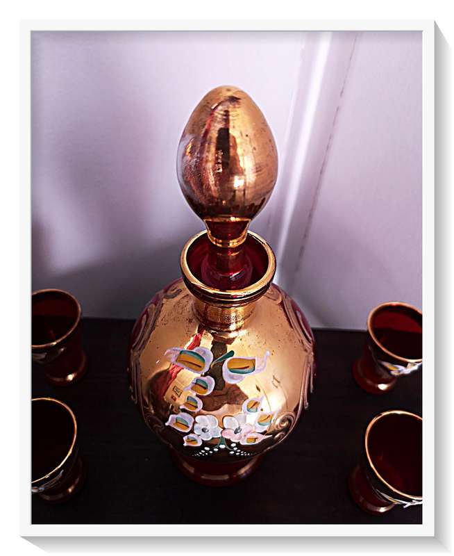 VINTAGE RUBY AND GOLD VENETIAN DECANTER SET - SIX GLASSES - Absolutely Stunning *