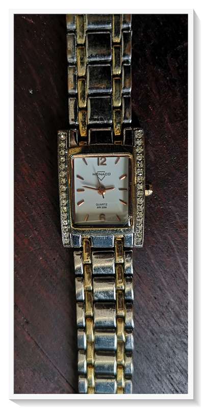 Vintage MONACO Ladies Watch - Keeps time like a Bomb - Stainless Steel Backing - Japanese Movement