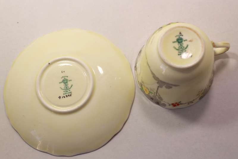 Vintage Crown Staffordshire Trio Bone China Pattern F714295