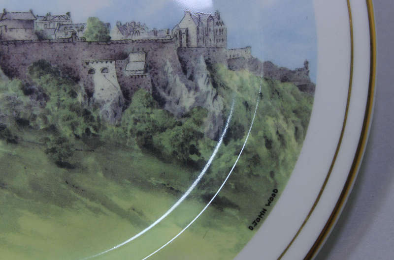Edinburgh Castle Fine Bone Plate from The Praestigium Collection, Artwork by D John Wood