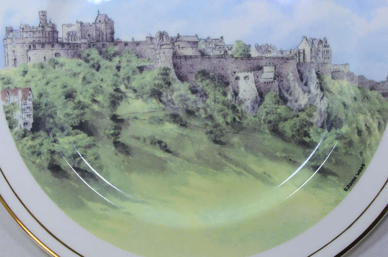 Edinburgh Castle Fine Bone Plate from The Praestigium Collection, Artwork by D John Wood