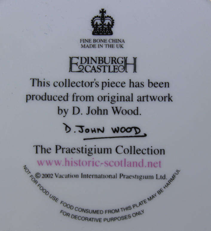 Edinburgh Castle Fine Bone Plate from The Praestigium Collection, Artwork by D John Wood