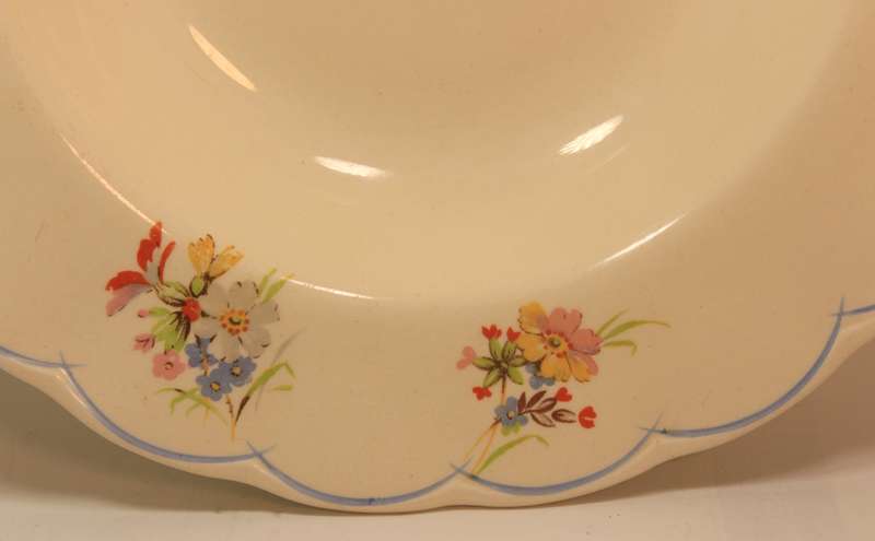 Vintage Grindley Cream Petal Floral Pattern Service Bowl