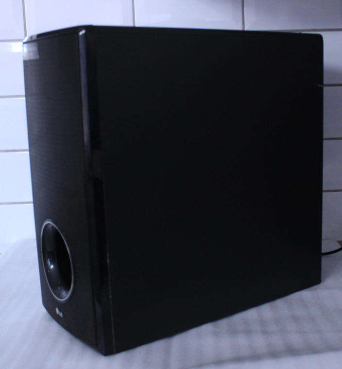 LG Wireless Active Subwoofer Model SHX56D