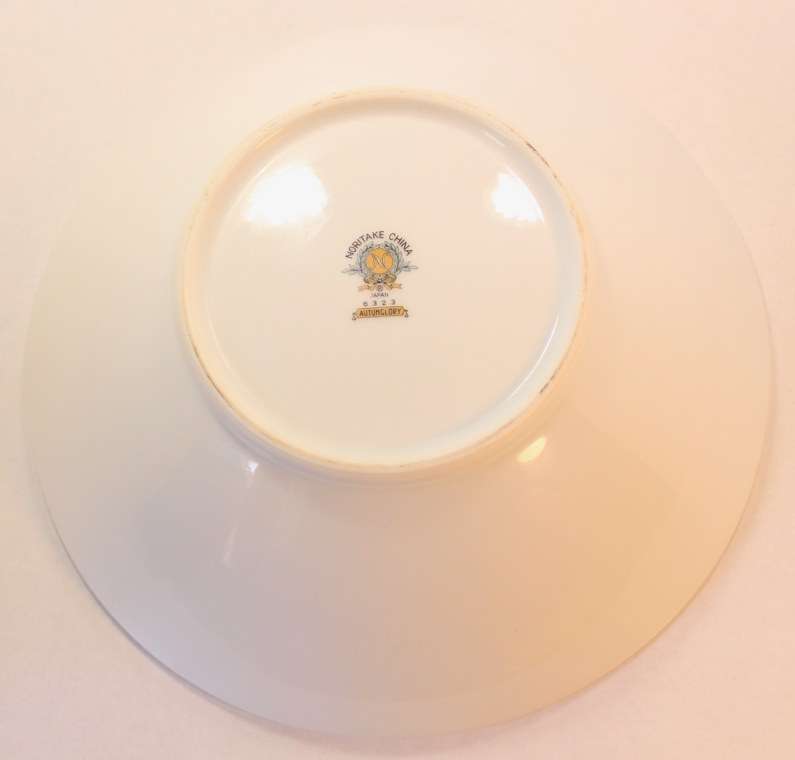 Vintage Noritake "Autumglory" Pattern 6323 Porcelain Salad or Fruit Bowl