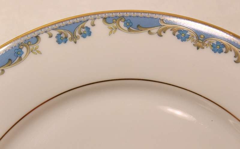 Vintage Pair of Noritake Oberlin #2486 Fine China Dinner Plates