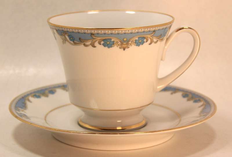 Vintage Noritake Oberlin #2486 Fine China Tea Cup and Saucer