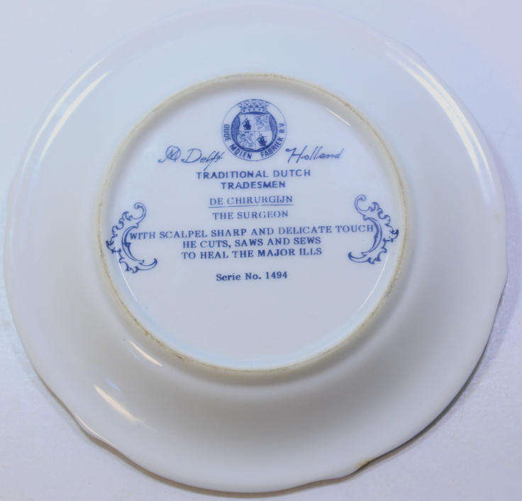 Vintage Oude Molen Delft "De Chirurgijn" Small Decorative Plate.