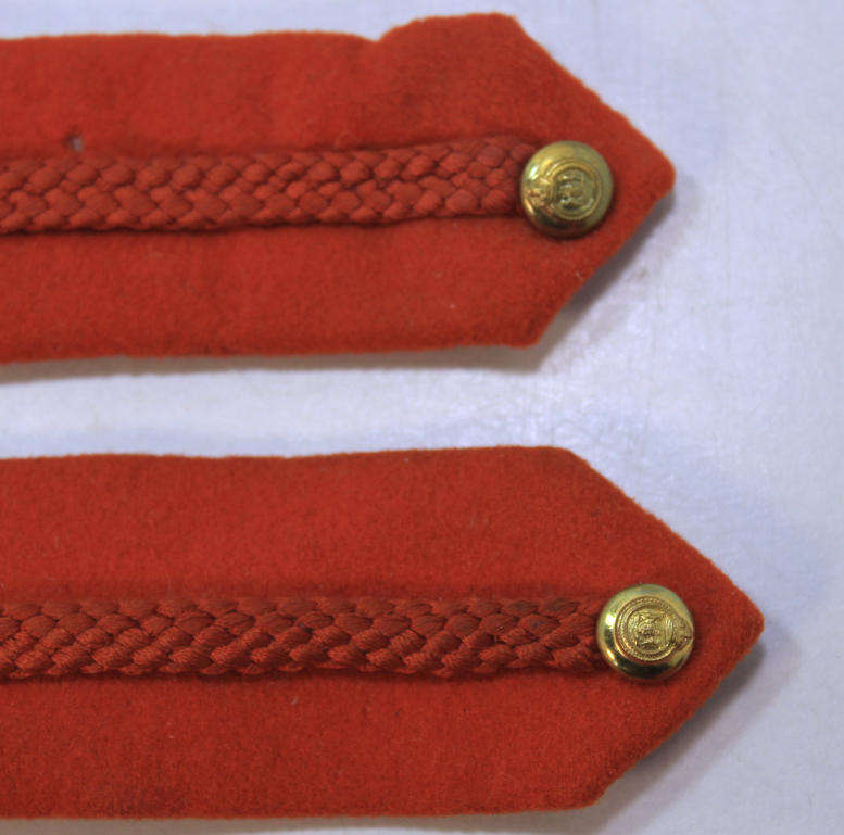 Set of WW2 UDF Lt Col Gorget Tabs and Lt Colonel Cap Badge on Red Ribbon