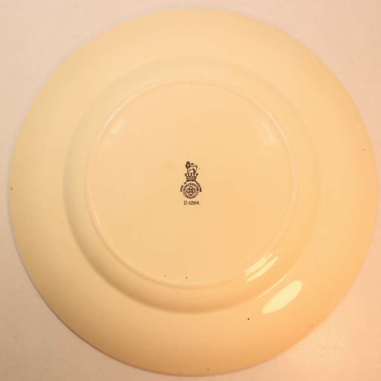 Vintage Royal Doulton Decorative Plate "The Squire" D6284 The Professionals Series 6000