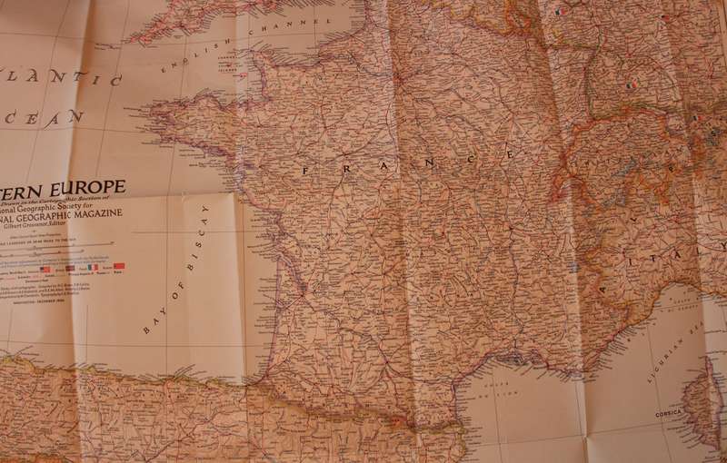 National Geographic Folded Map of Western Europe December 1950.