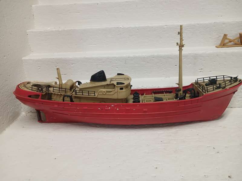 HO SCALE - X2 SHIPS