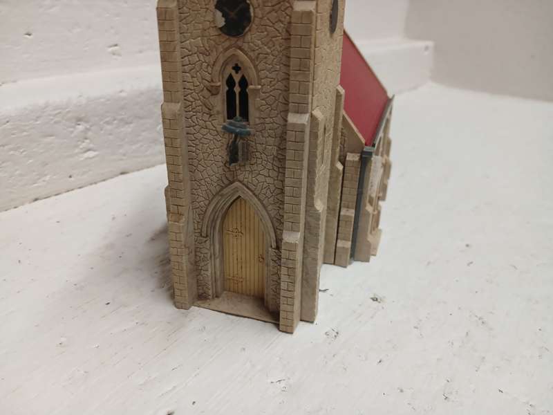 HO SCALE - OLD STYLE STONE FINISH CHURCH