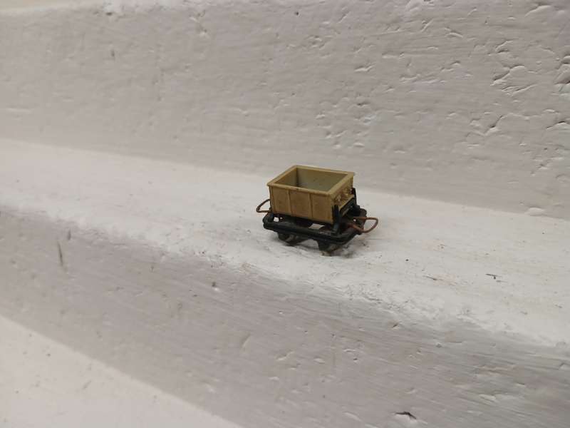 HOe SCALE - SMALL MINE TROLLY TRUCK