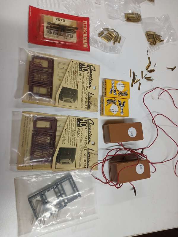 HO SCALE - VARIOUS RAIL JOINERS AND MODEL TRAIN ACCESSORIES