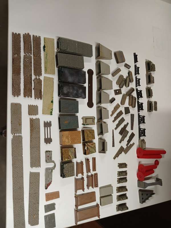HO / OO SCALE - BRIDGE SUPPORTS & SOME STONE WALLING