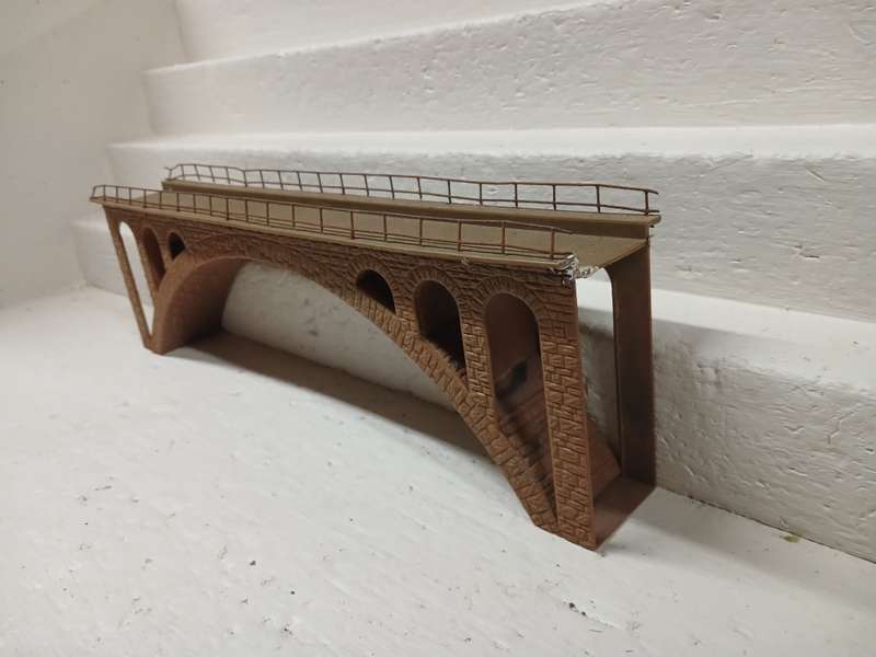 HO / OO SCALE - LARGE VIA DUCT BRIDGE