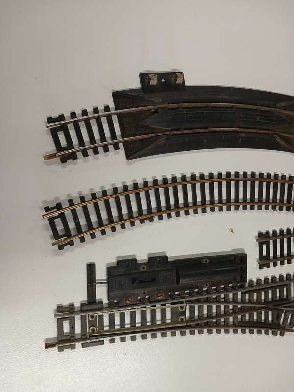 HO / OO SCALE - LIFELIKE - X1 POINT + TRACK