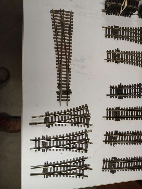 HO / OO SCALE - PECO- POINTS & RAIL