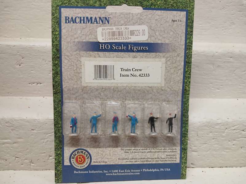 HO SCALE - BACHMANN - X6 TRAIN CREW FIGURINE SET - BOXED