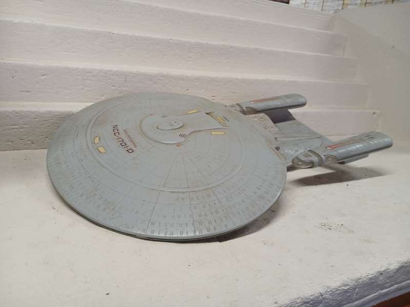 USS ENTERPRISE NCC-1701-D SPACE SHIP