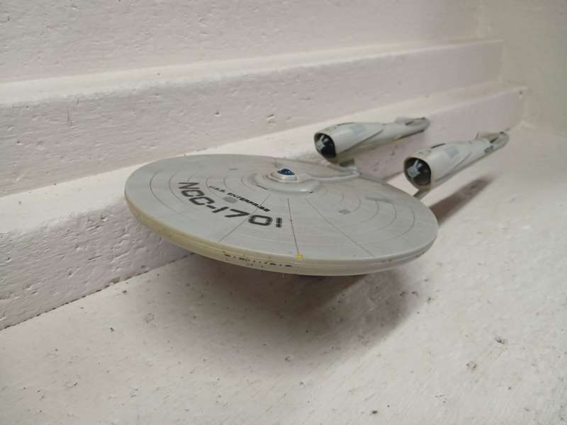 USS ENTERPRISE NCC-1701 SPACE SHIP