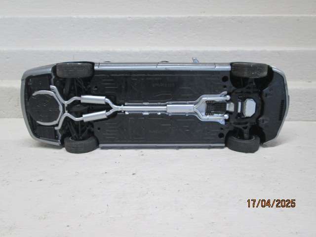 DIE CAST - 1:18 SCALE - AUTOART - MAYBACH CAR