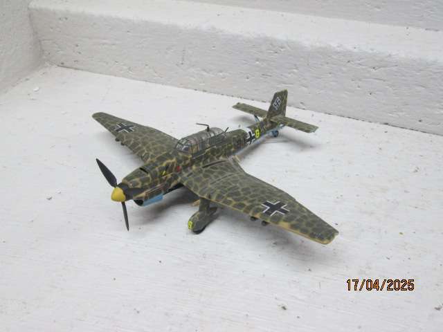 1:72 - CORGI - DIE CAST MILITARY AEROPLANE - JUNKERS