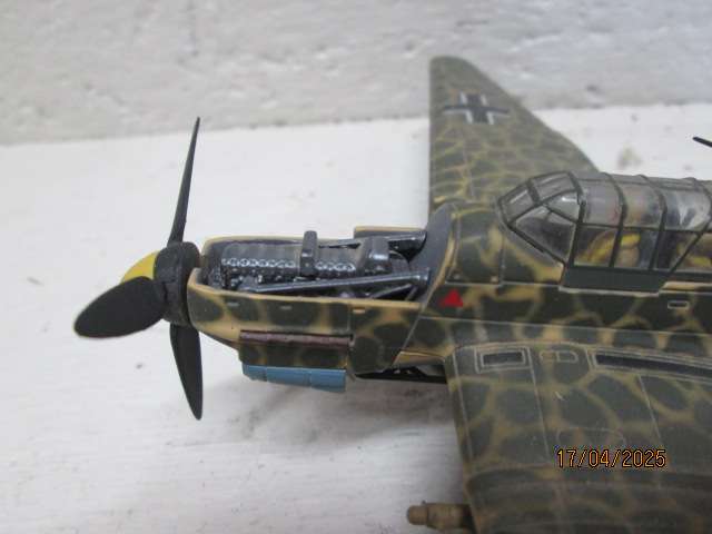 1:72 - CORGI - DIE CAST MILITARY AEROPLANE - JUNKERS