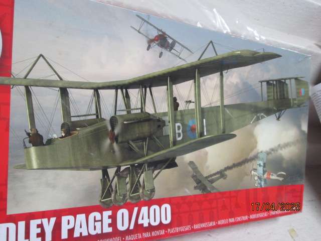 1:72 SCALE - AIRFIX - HANDLEY PAGE 1/400 MILITARY AEROPLANE