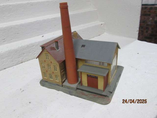 HO SCALE - BREWERY BUILDING