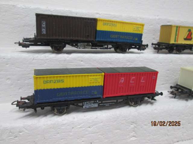 HO SCALE - LIMA - CONTAINER CARS - X4
