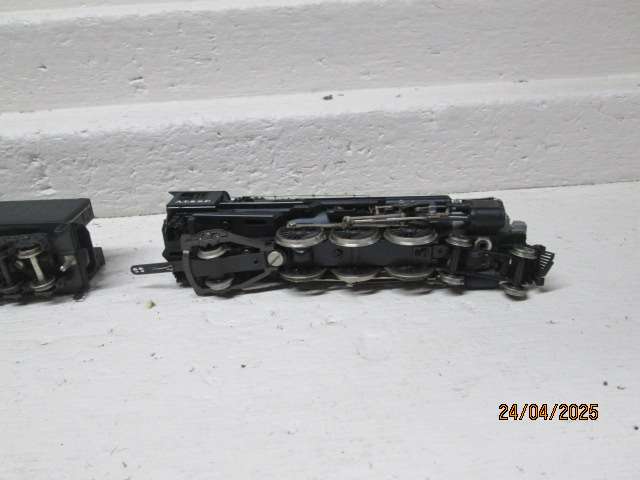 HO SCALE - RIVEROSSI - SANTE FE 4-6-2 STEAM LOCOMOTIVE