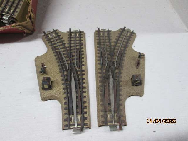 HO SCALE - MARKLIN - M-TRACK + TRANSFORMERS