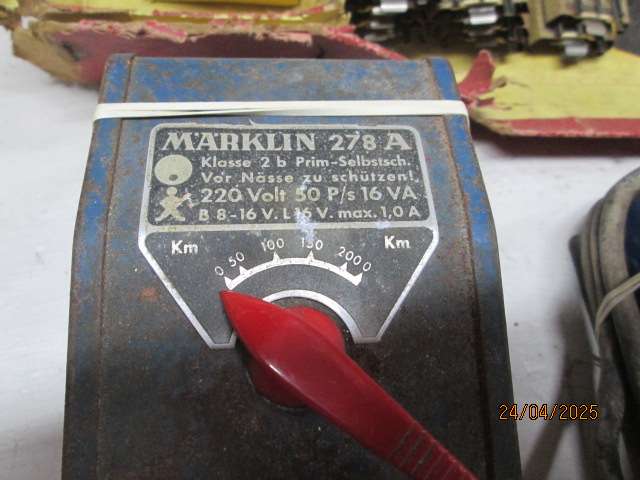 HO SCALE - MARKLIN - M-TRACK + TRANSFORMERS