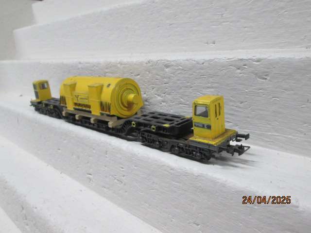 HO SCALE - FLEISCHMANN - EXTRA HEAVY 8-AXLE WAGON