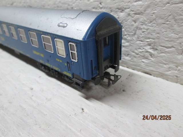 HO SCALE - SCHICHT - CSD COACHES - X4