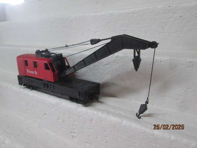 HO SCALE - SANTE FE CRANE