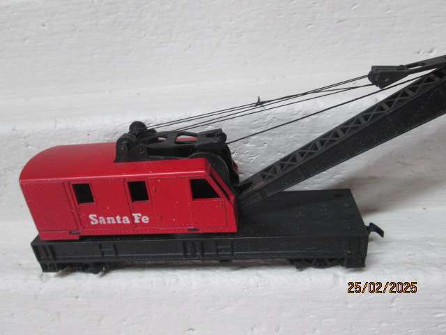 HO SCALE - SANTE FE CRANE