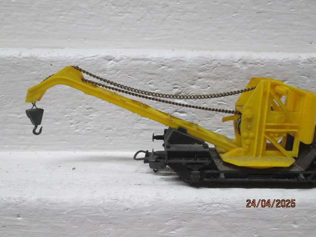 OO SCALE - HORNBY - CRANE