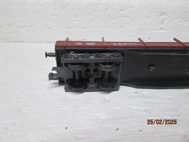 HO SCALE - LIMA - BROWN OPEN GOODS WAGON